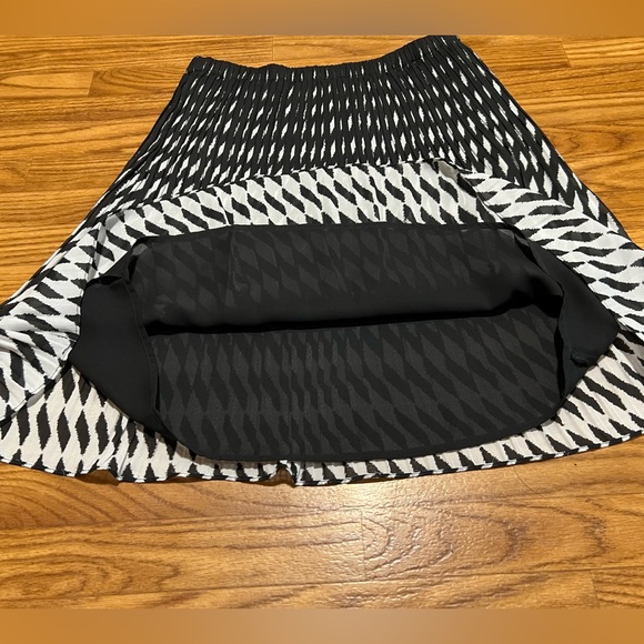 Alfani pleated skirt, sz S - Picture 5 of 5